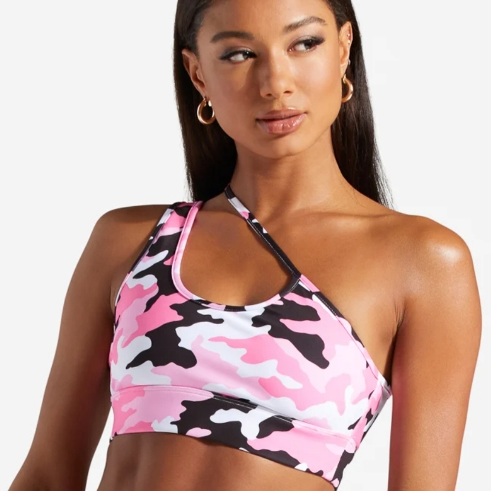 NWT Pink camo halter top/sports bra from Justfab. Size XL